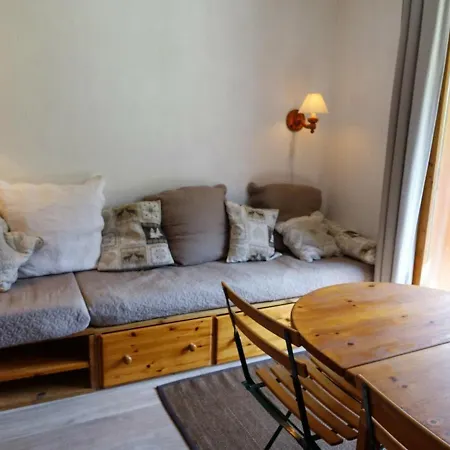 Apartment Cosy Pour 4, Au Coeur Du Village, Proche Des Pistes Et Avec Piscine Estivale - Fr-1-342-173 *