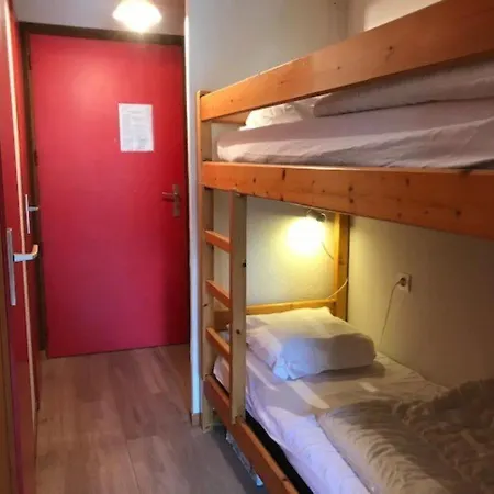 Cosy Pour 4, Au Coeur Du Village, Proche Des Pistes Et Avec Piscine Estivale - Fr-1-342-173